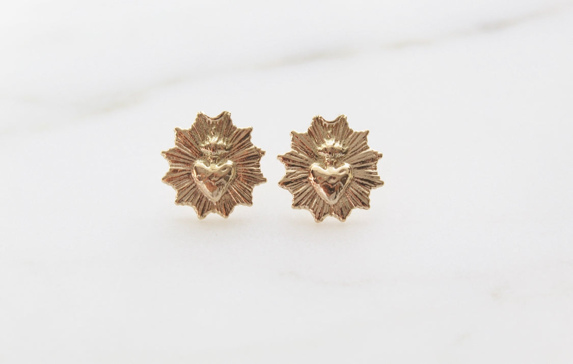 Sacred Heart Earrings in Gold Vermeil